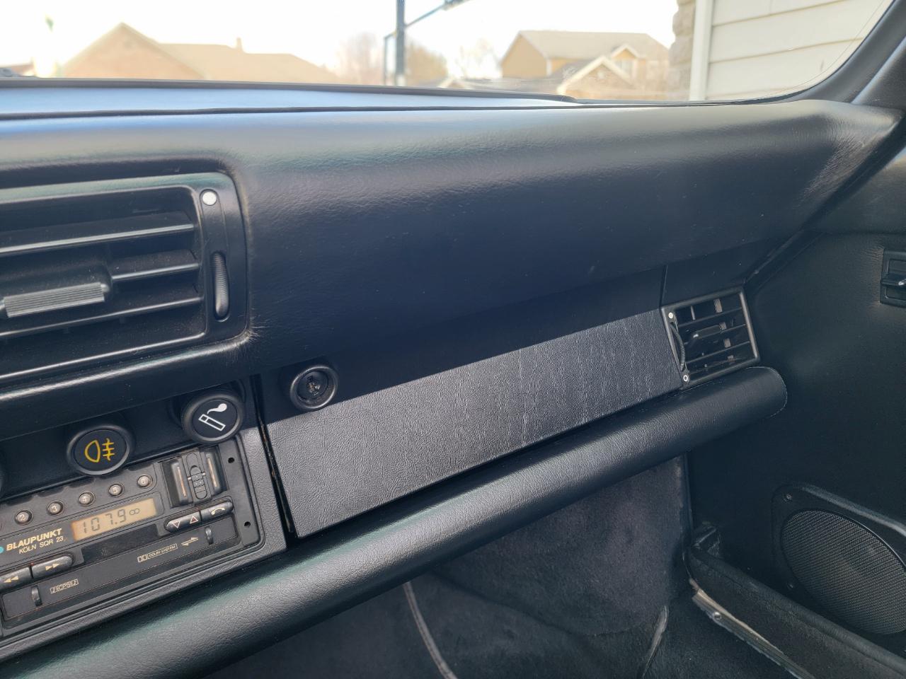 Porsche 911 Carrera 2dr Cabriolet 1986