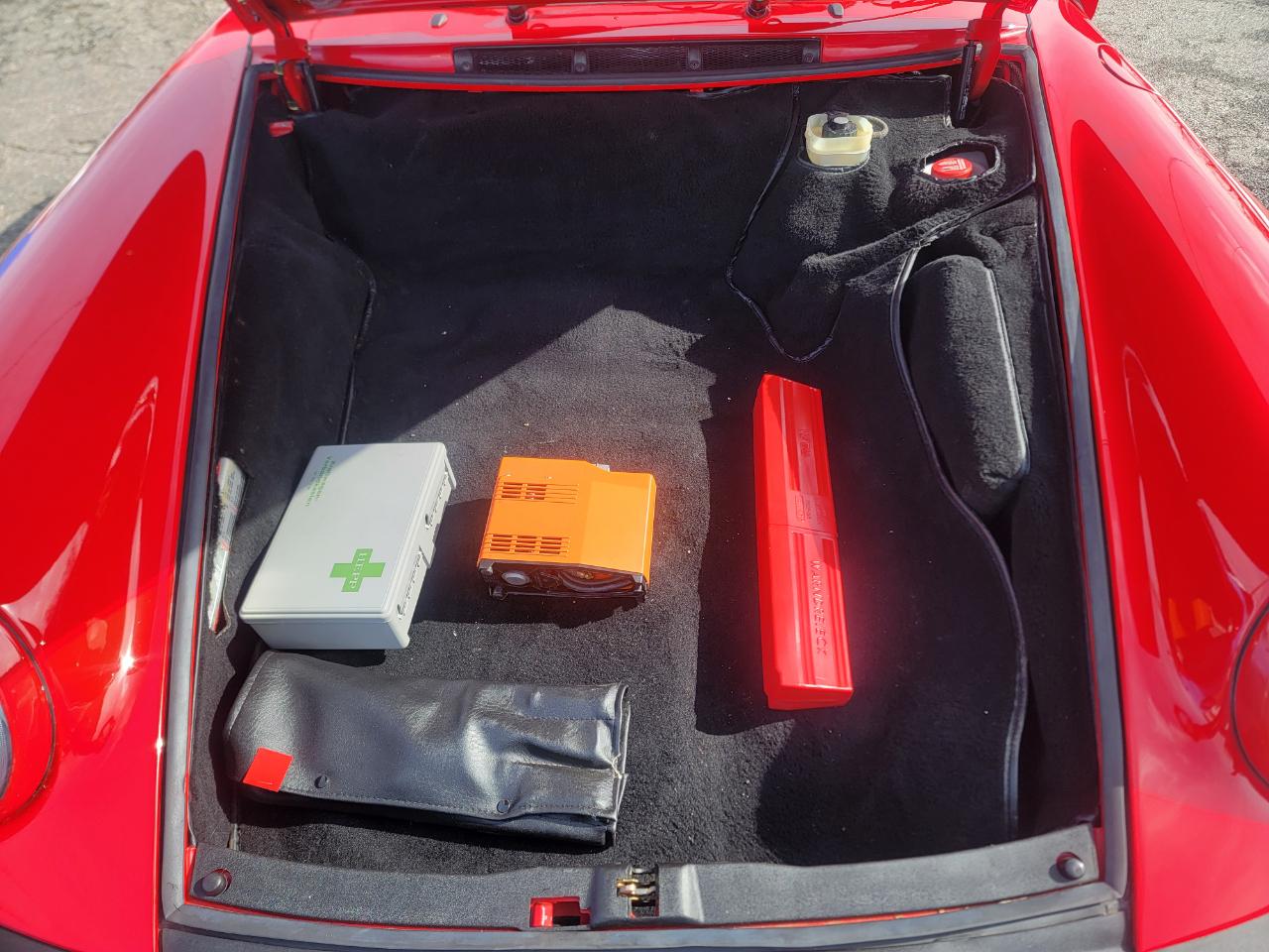 Porsche 911 Carrera 2dr Cabriolet 1986