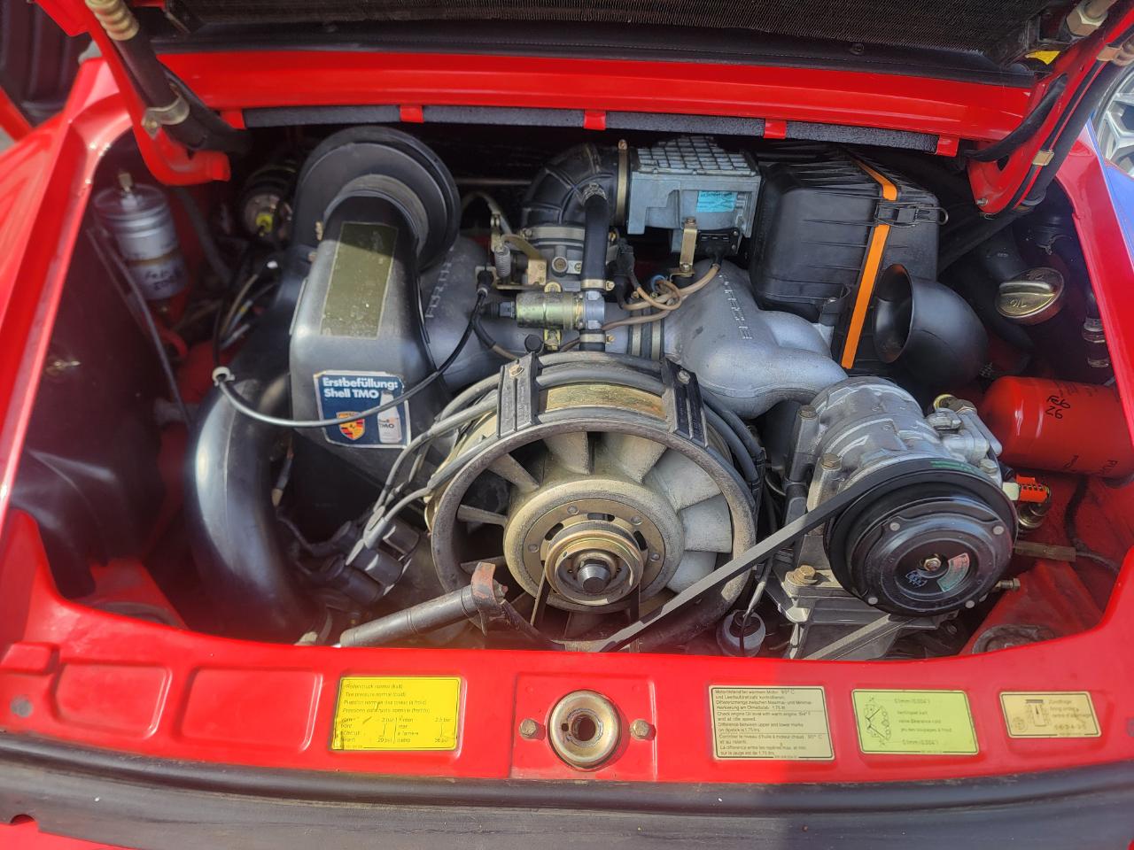 Porsche 911 Carrera 2dr Cabriolet 1986