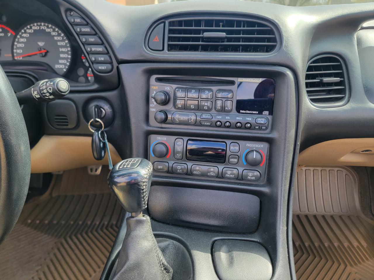 Chevrolet Corvette 2dr Convertible 1998