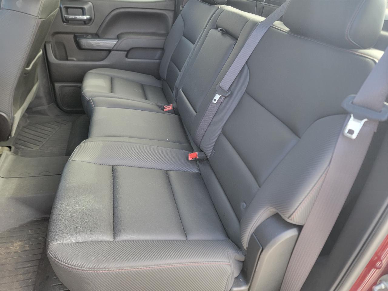 GMC Sierra 1500 4WD Crew Cab 143.5" SLT 2017