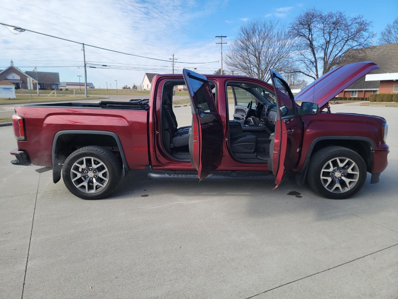 GMC Sierra 1500 4WD Crew Cab 143.5" SLT 2017