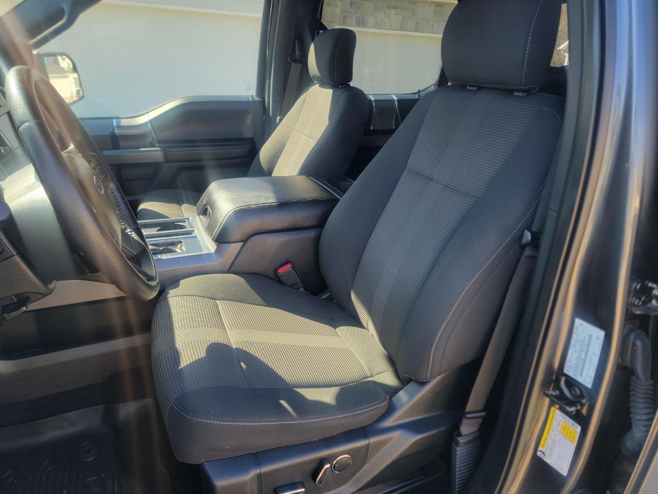 Ford F-150 XLT 2WD SuperCrew 6.5' Box 2017