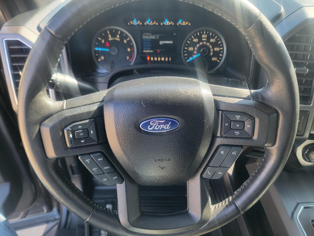 Ford F-150 XLT 2WD SuperCrew 6.5' Box 2017