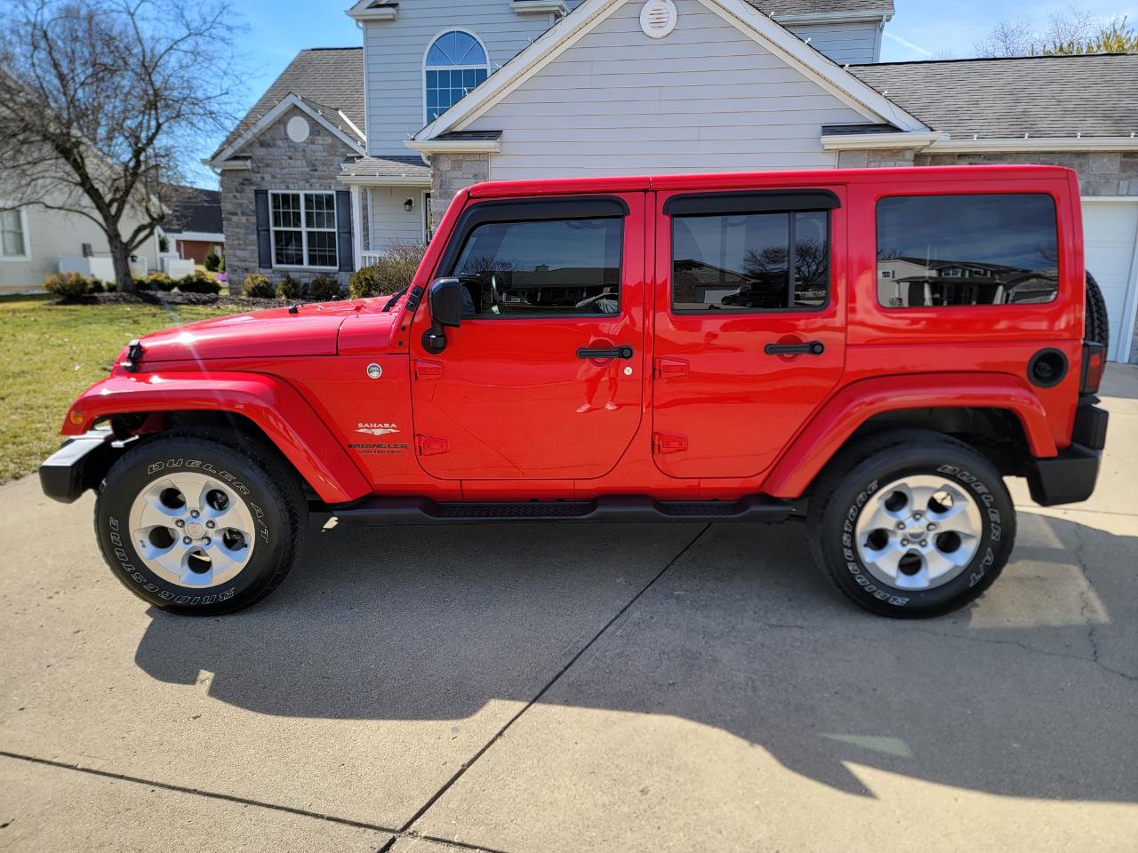 Jeep Wrangler Unlimited 4WD 4dr Sahara 2015