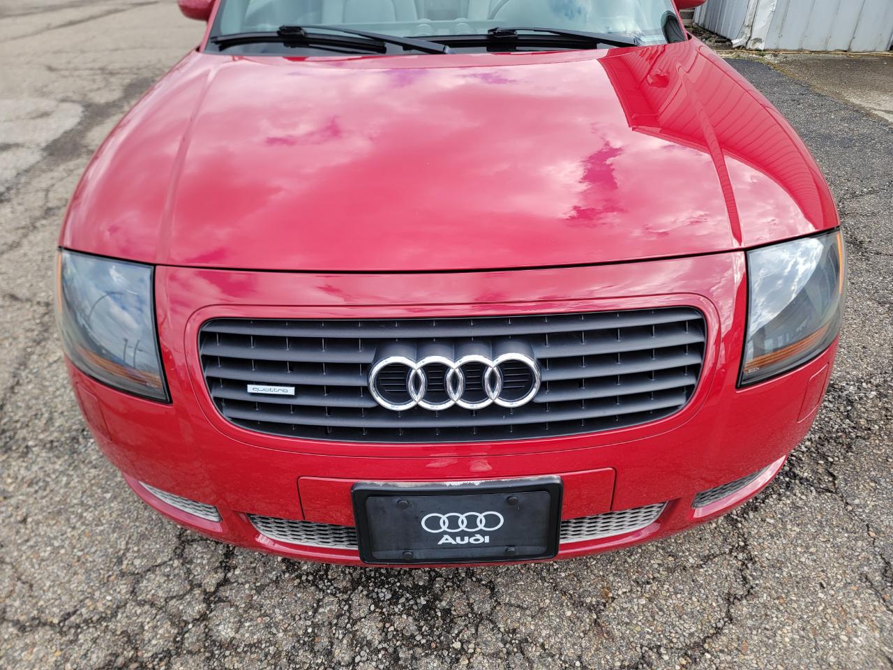 Audi TT 2dr Roadster Quattro 6-Spd 2001