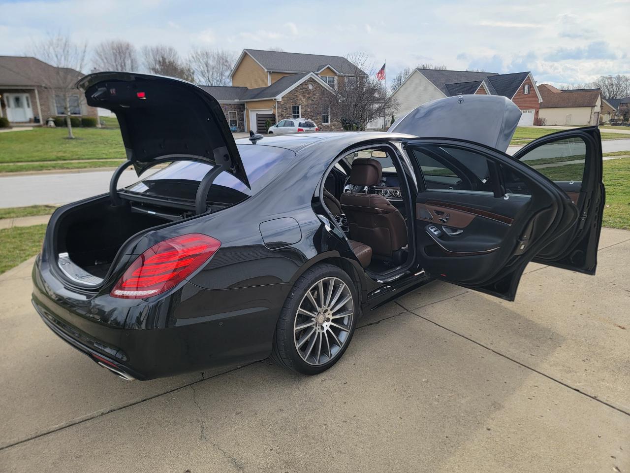 Mercedes-Benz S-Class 4dr Sdn S 550 4MATIC 2015