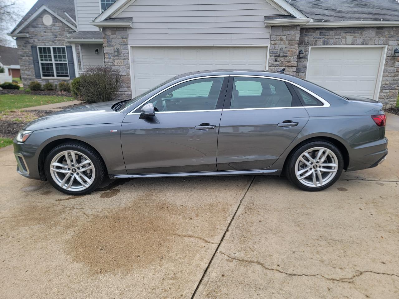 Audi A4 Sedan S line Premium Plus 45 TFSI quattro 2021