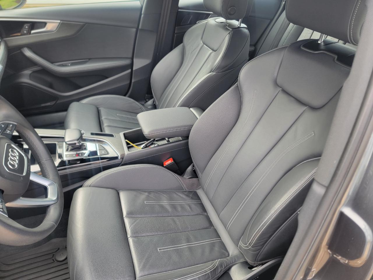 Audi A4 Sedan S line Premium Plus 45 TFSI quattro 2021