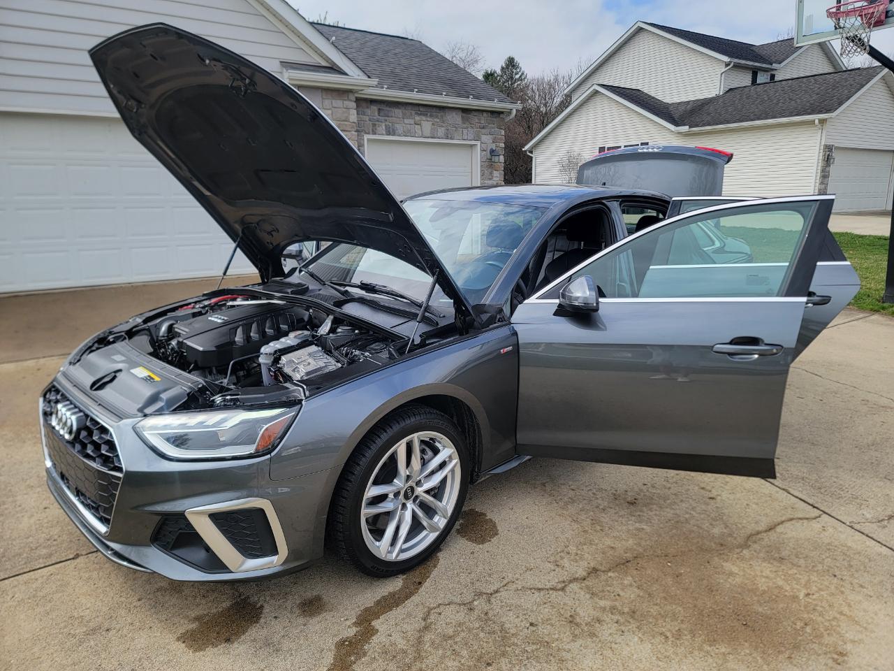 Audi A4 Sedan S line Premium Plus 45 TFSI quattro 2021