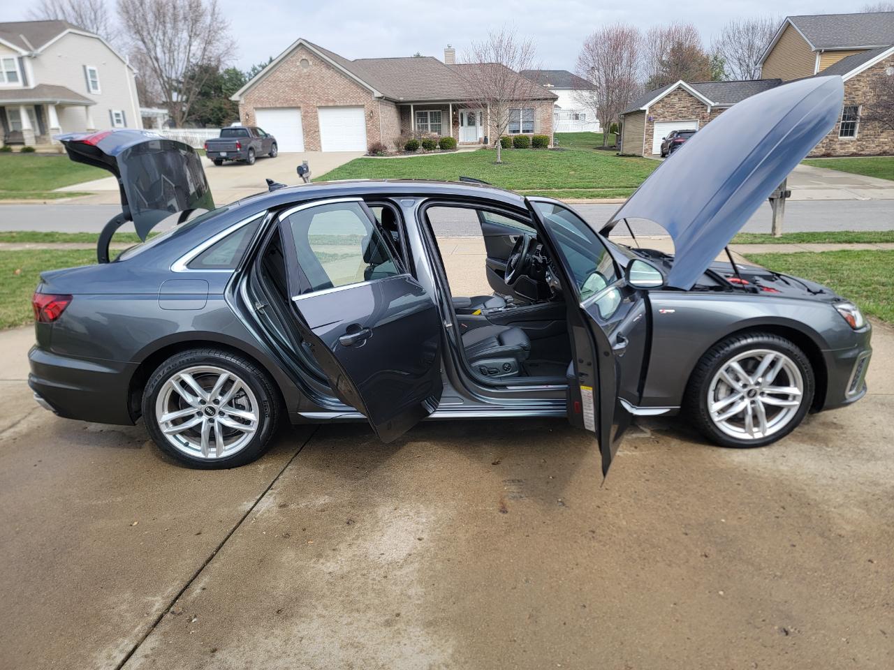 Audi A4 Sedan S line Premium Plus 45 TFSI quattro 2021