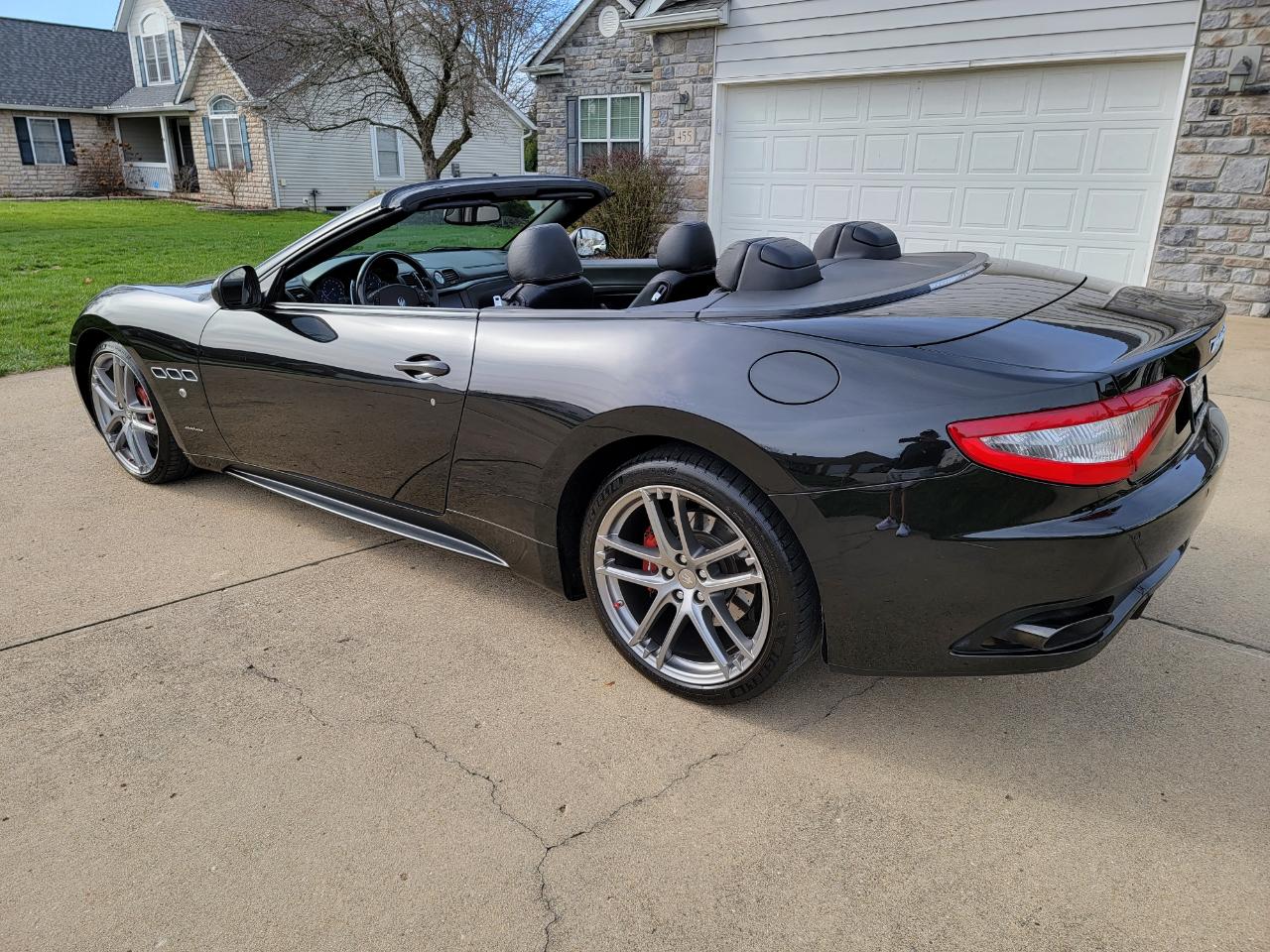 Maserati GranTurismo Convertible 2dr Conv GranTurismo Sport 2012