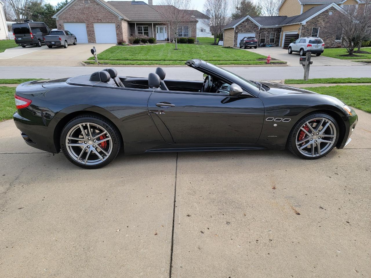 Maserati GranTurismo Convertible 2dr Conv GranTurismo Sport 2012