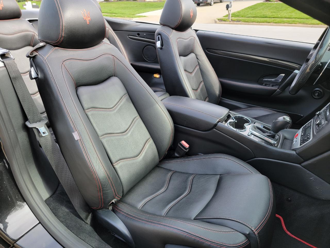 Maserati GranTurismo Convertible 2dr Conv GranTurismo Sport 2012