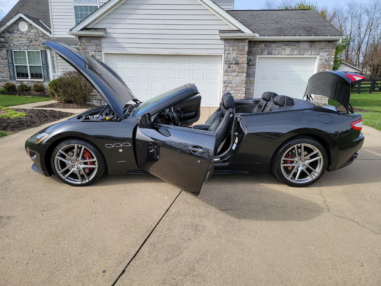 Maserati GranTurismo Convertible 2dr Conv GranTurismo Sport 2012