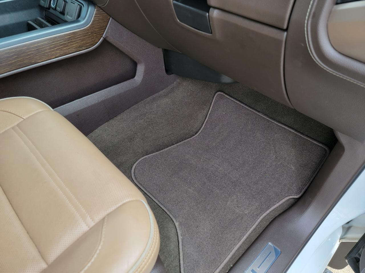 GMC Sierra 1500 4WD Crew Cab 143.5" Denali 2018