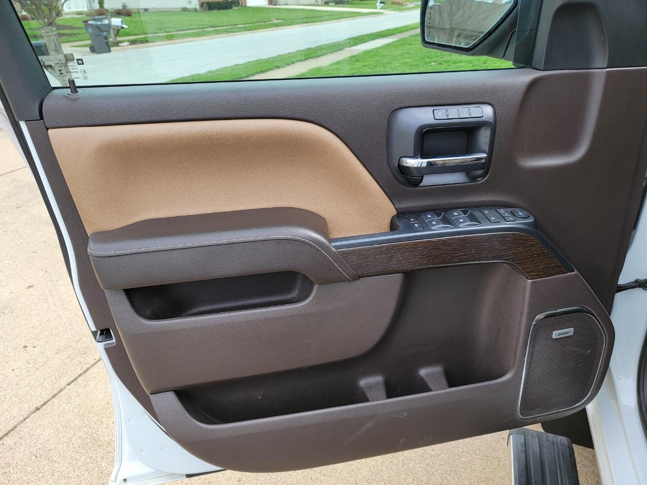 GMC Sierra 1500 4WD Crew Cab 143.5" Denali 2018