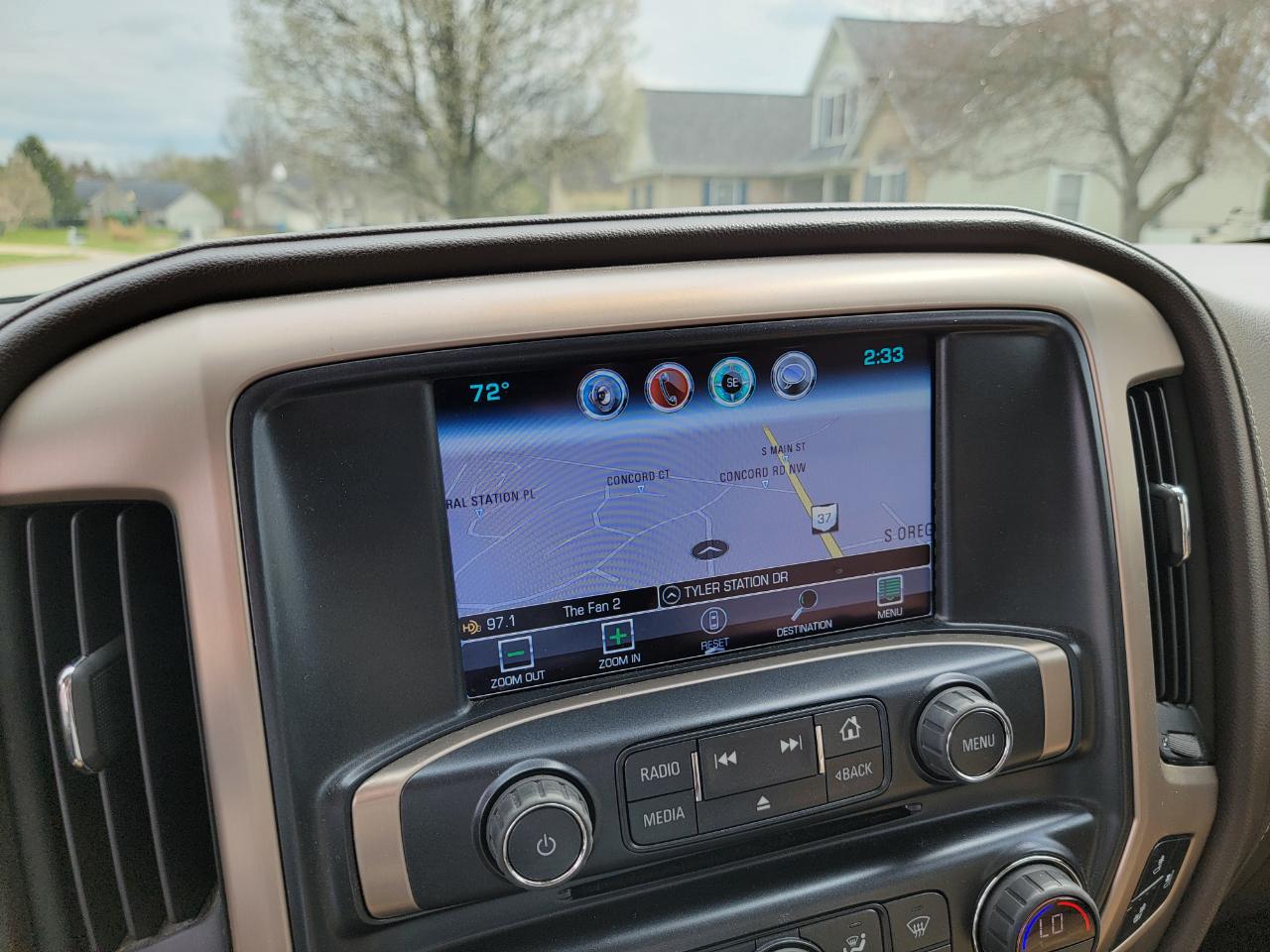 GMC Sierra 1500 4WD Crew Cab 143.5" Denali 2018