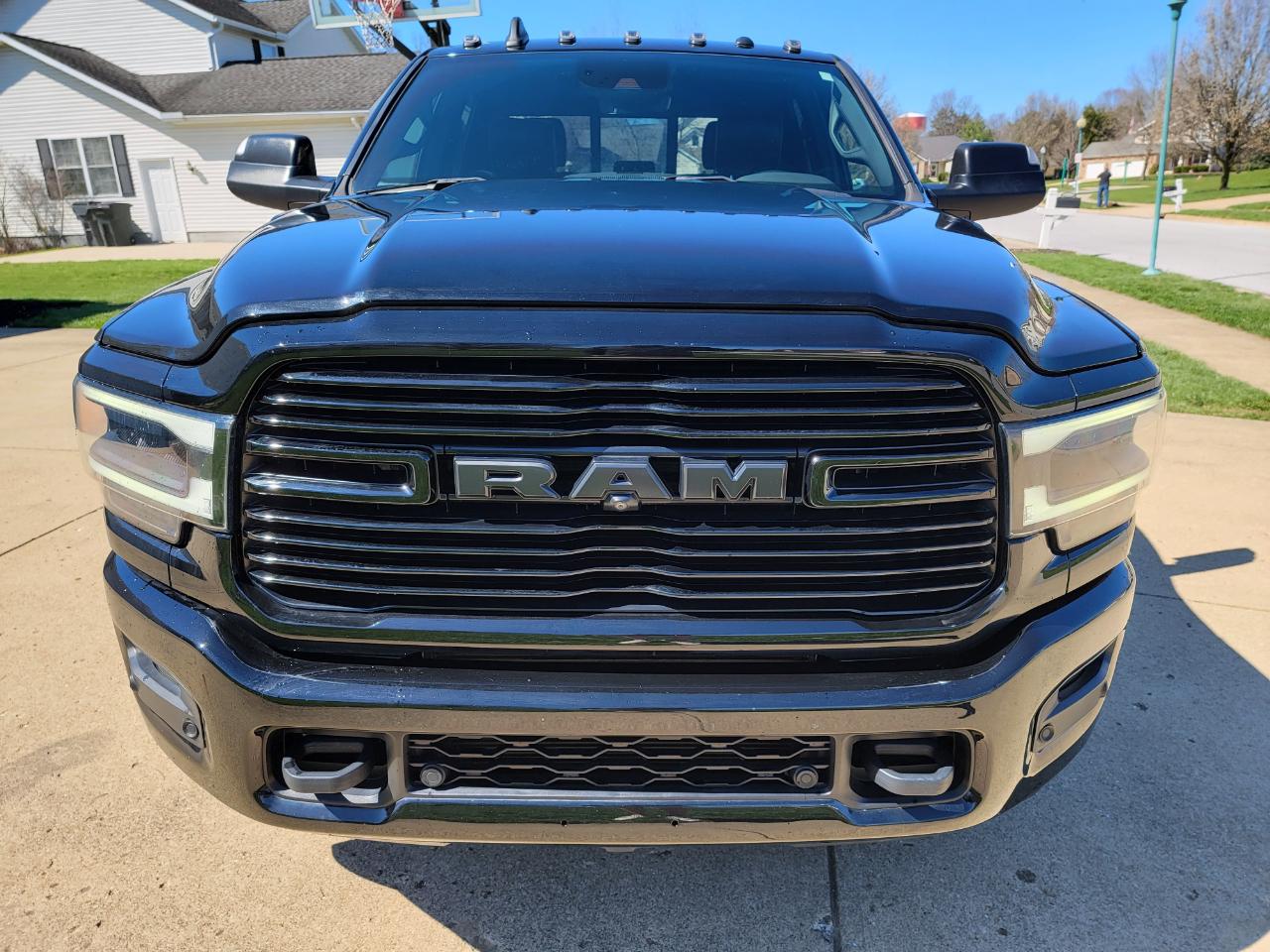 RAM 3500 Laramie 4x4 Crew Cab 8' Box 2020