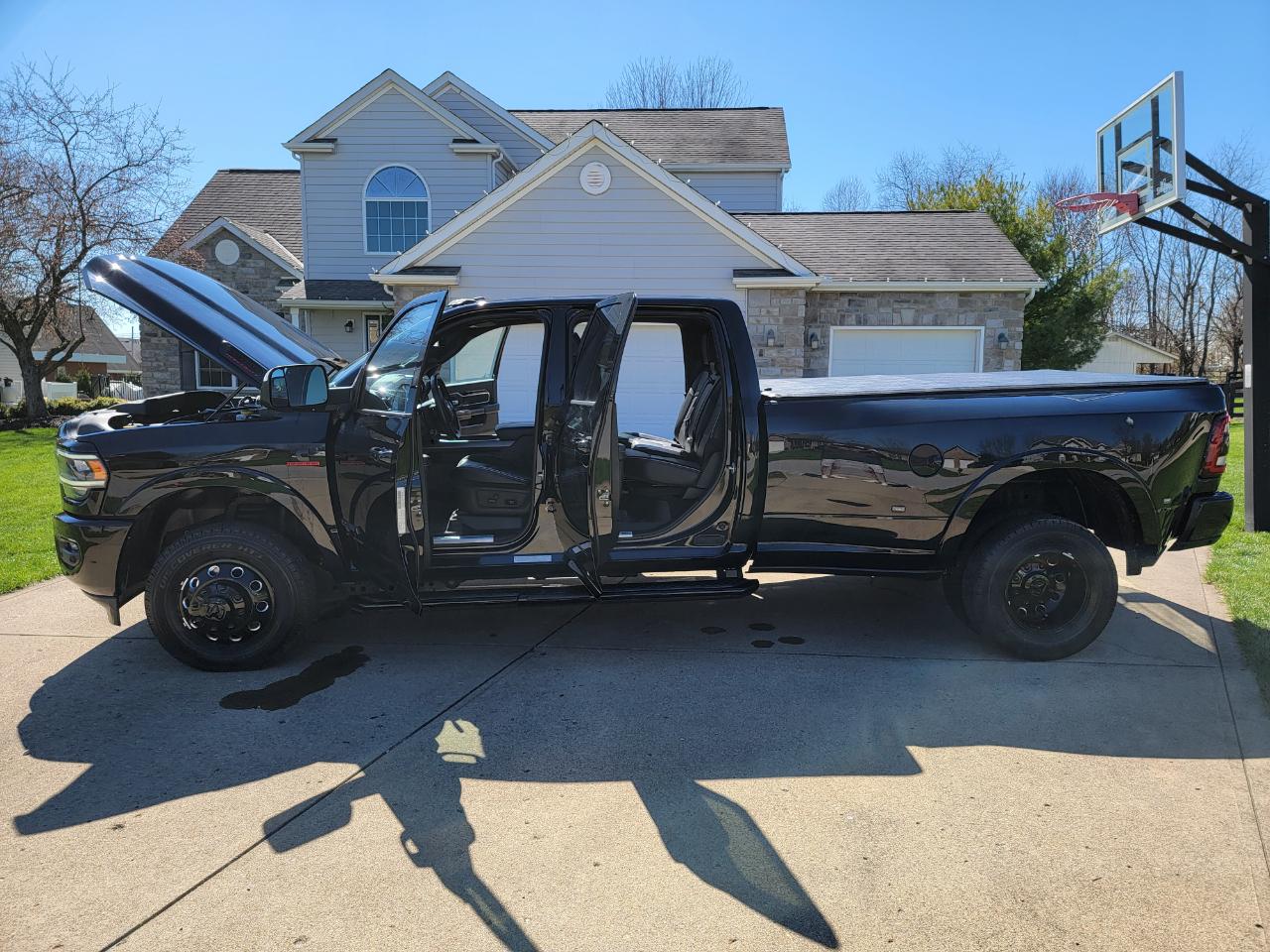 RAM 3500 Laramie 4x4 Crew Cab 8' Box 2020