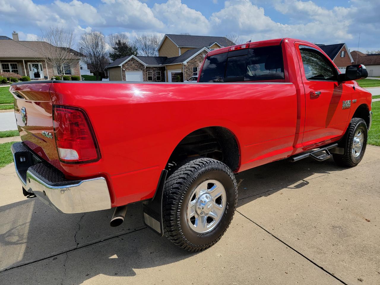 RAM 2500 4WD Reg Cab 140.5" SLT 2015