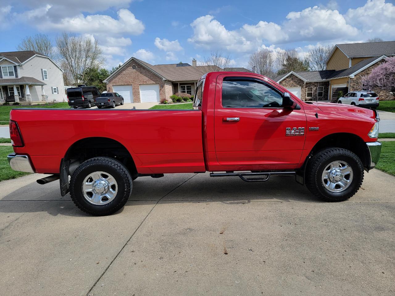 RAM 2500 4WD Reg Cab 140.5" SLT 2015