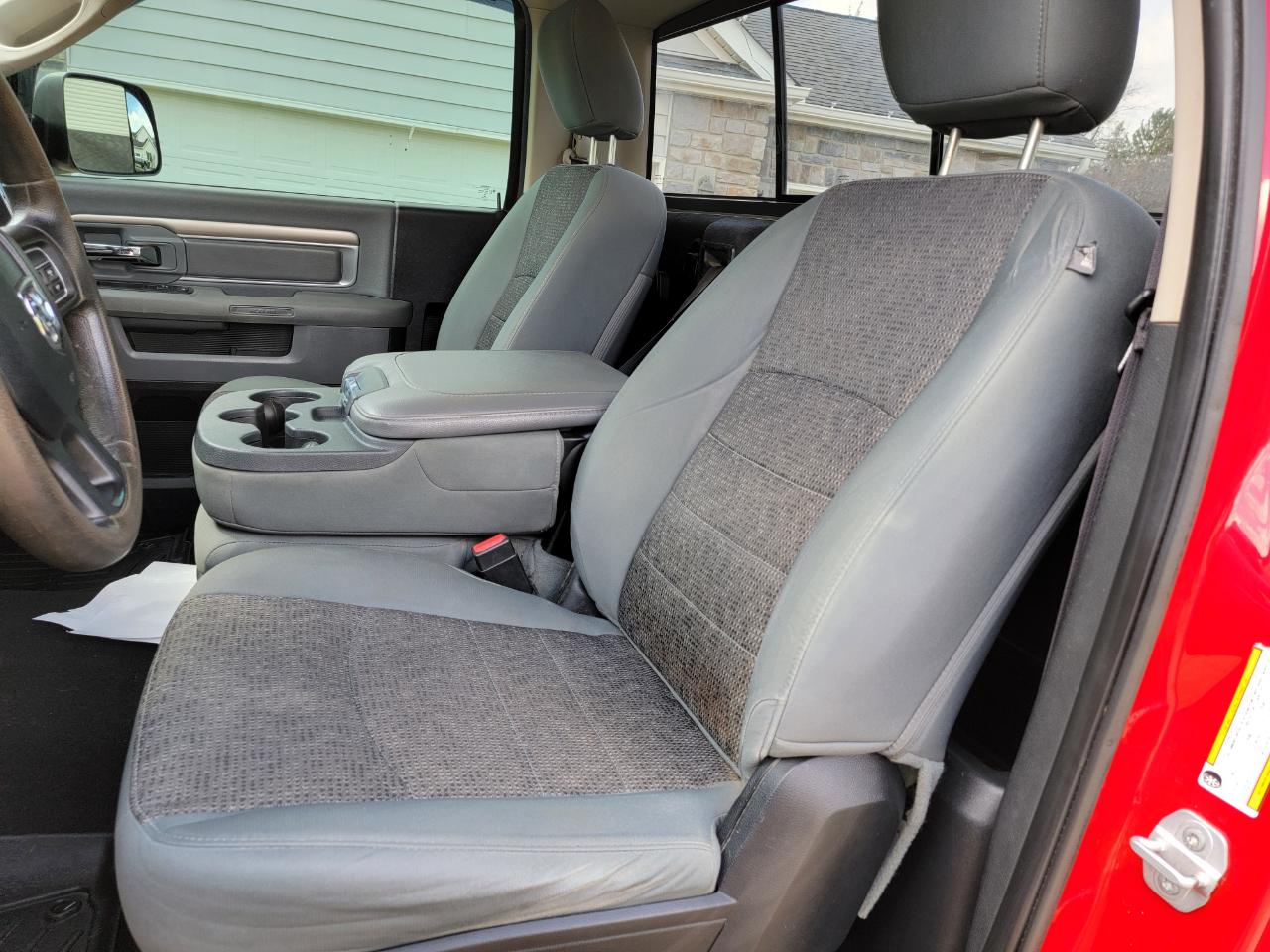 RAM 2500 4WD Reg Cab 140.5" SLT 2015