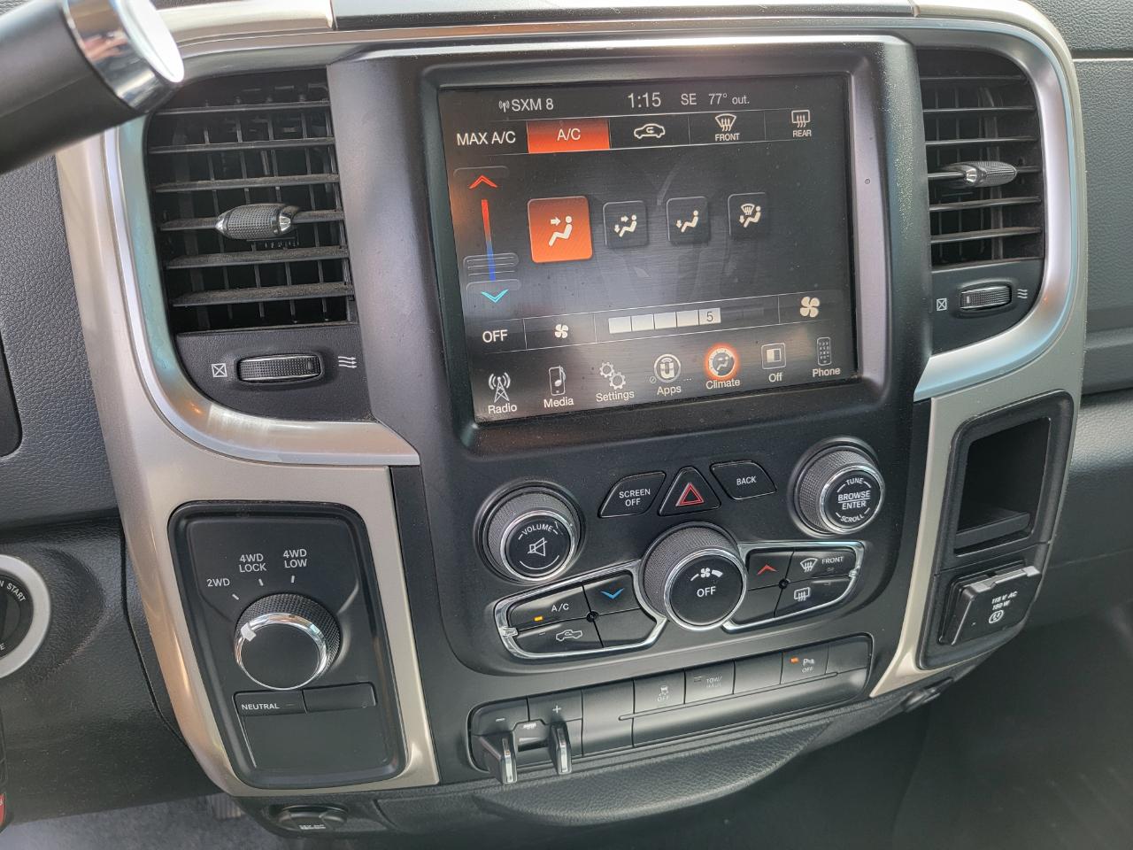 RAM 2500 4WD Reg Cab 140.5" SLT 2015