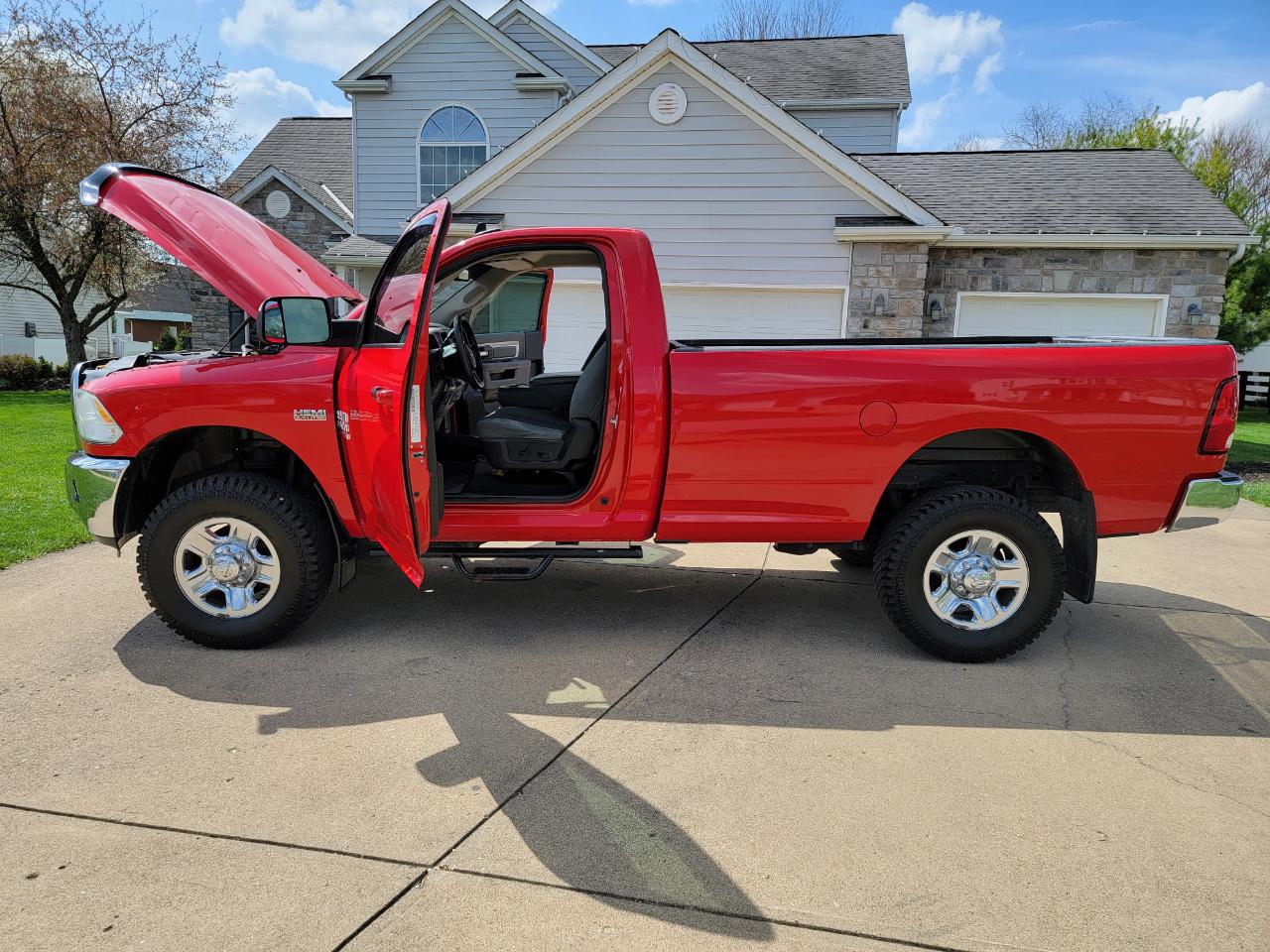 RAM 2500 4WD Reg Cab 140.5" SLT 2015