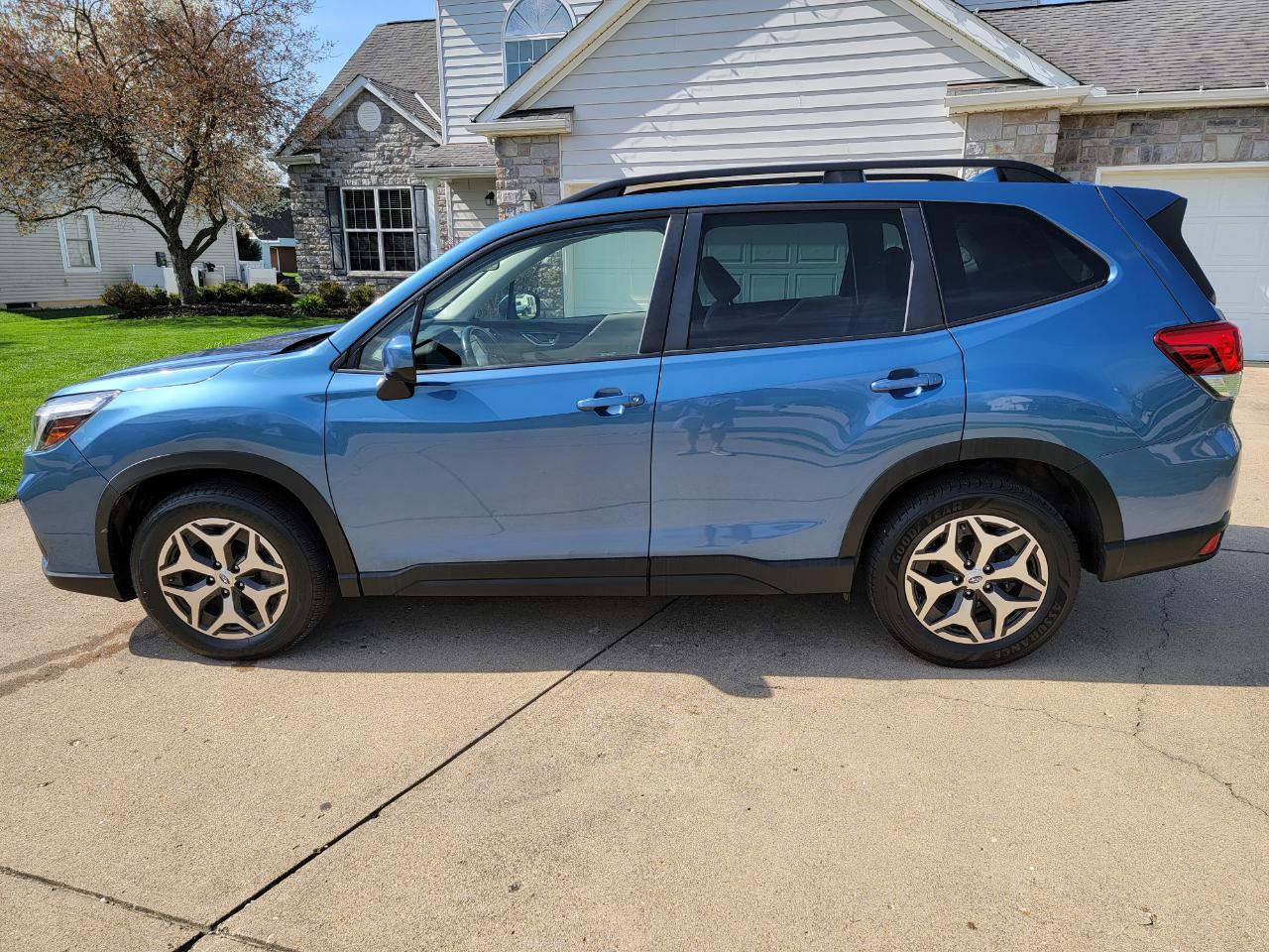 Subaru Forester Premium CVT 2021
