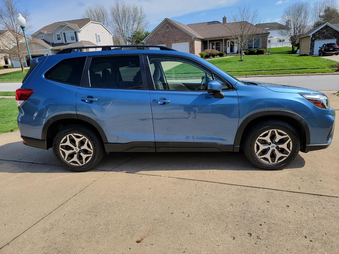 Subaru Forester Premium CVT 2021