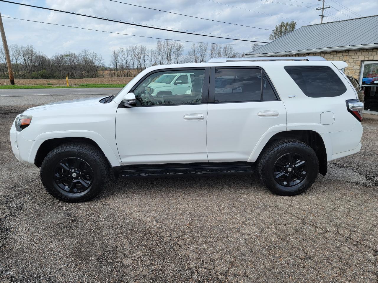 Toyota 4Runner 4WD 4dr V6 Trail Premium (Natl) 2015