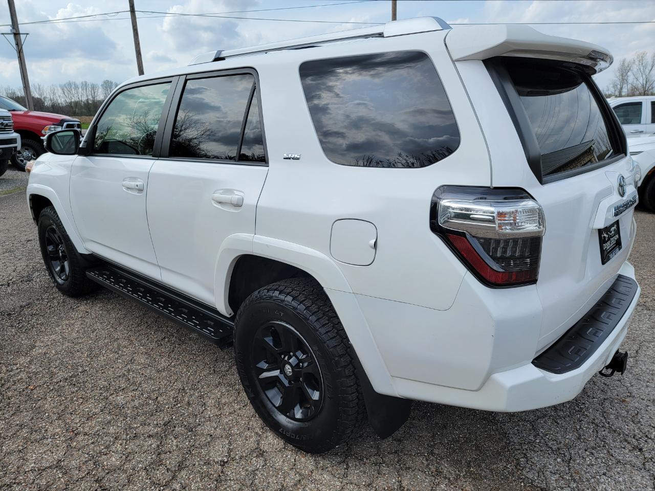 Toyota 4Runner 4WD 4dr V6 Trail Premium (Natl) 2015