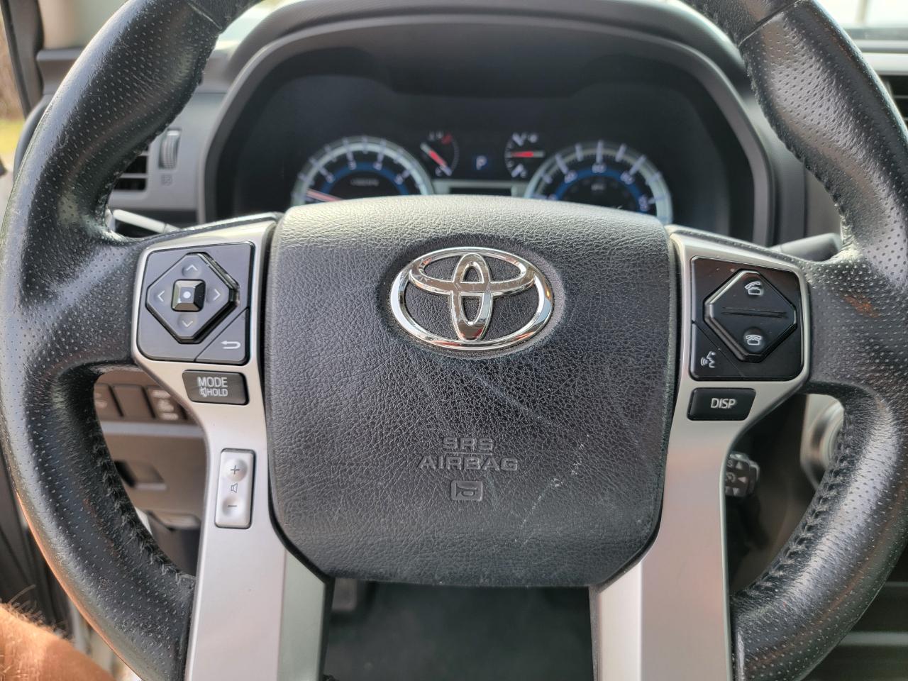 Toyota 4Runner 4WD 4dr V6 Trail Premium (Natl) 2015