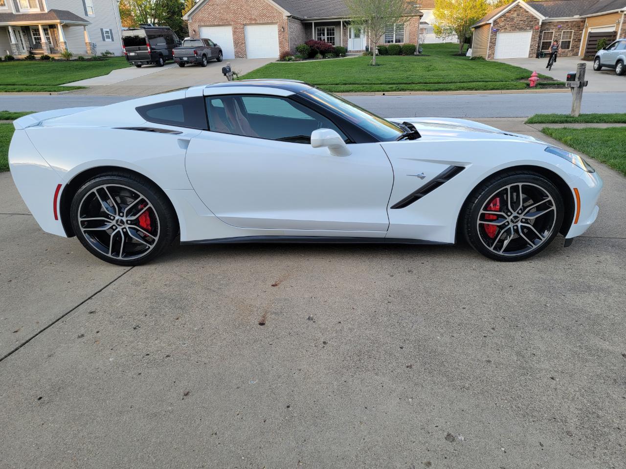 Chevrolet Corvette 2dr Stingray Z51 Cpe w/3LT 2015