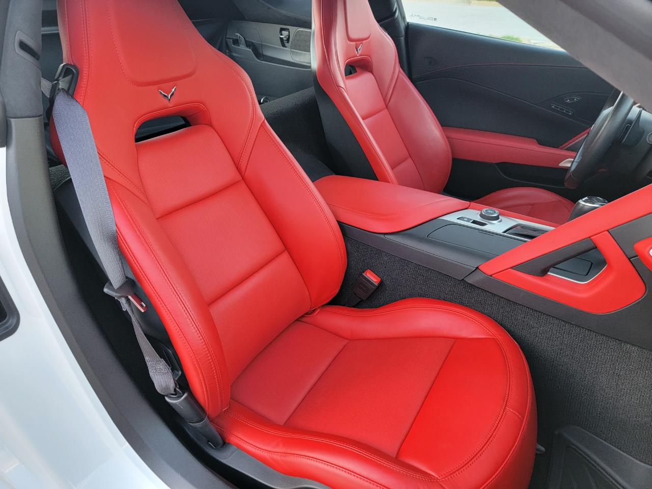 Chevrolet Corvette 2dr Stingray Z51 Cpe w/3LT 2015