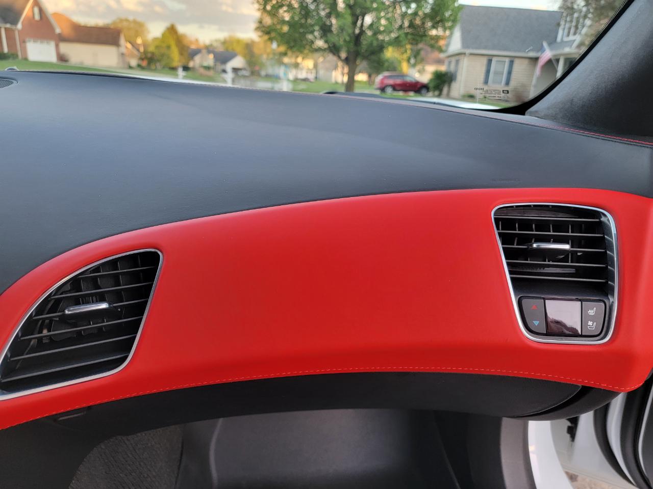 Chevrolet Corvette 2dr Stingray Z51 Cpe w/3LT 2015