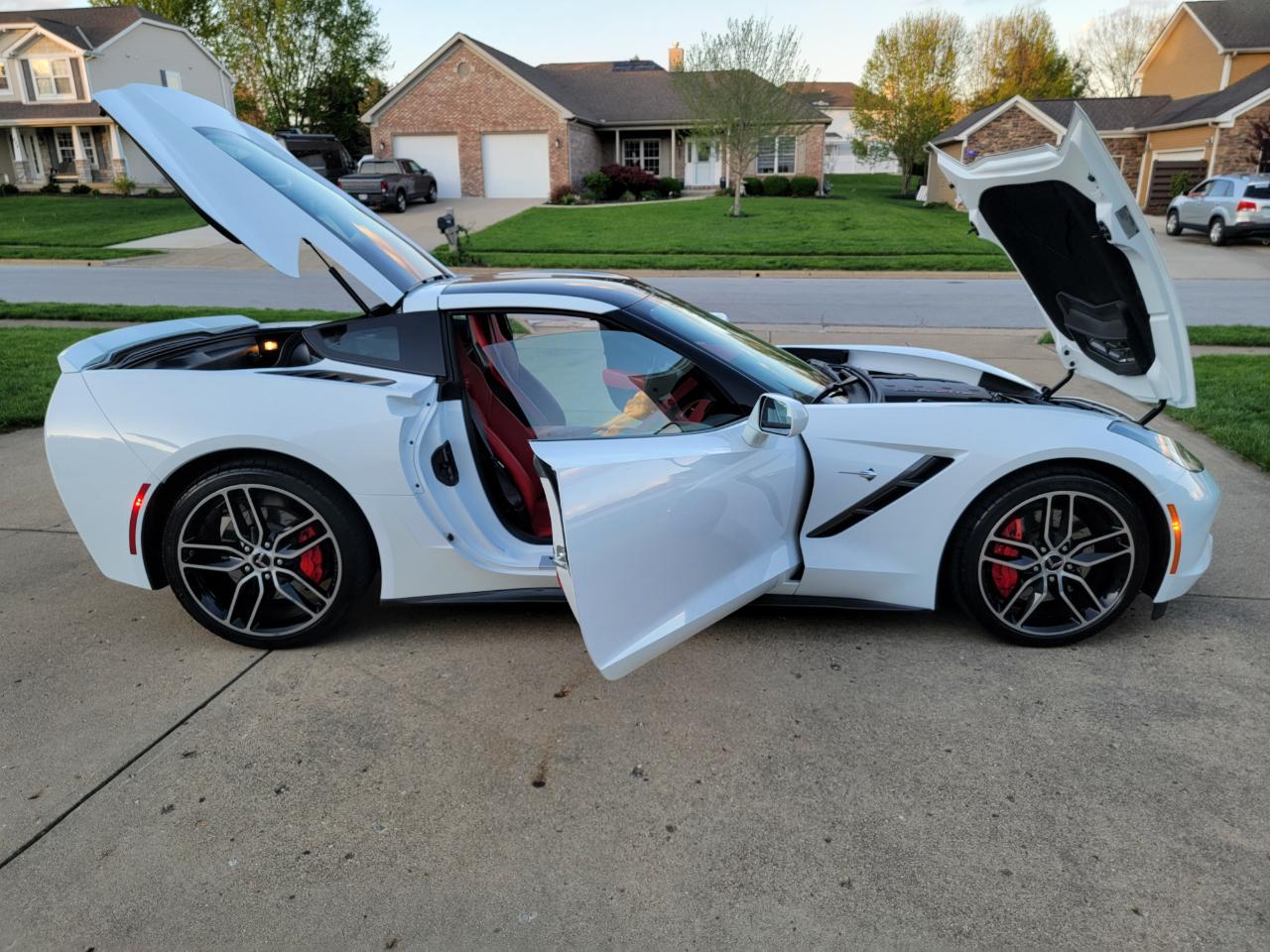 Chevrolet Corvette 2dr Stingray Z51 Cpe w/3LT 2015