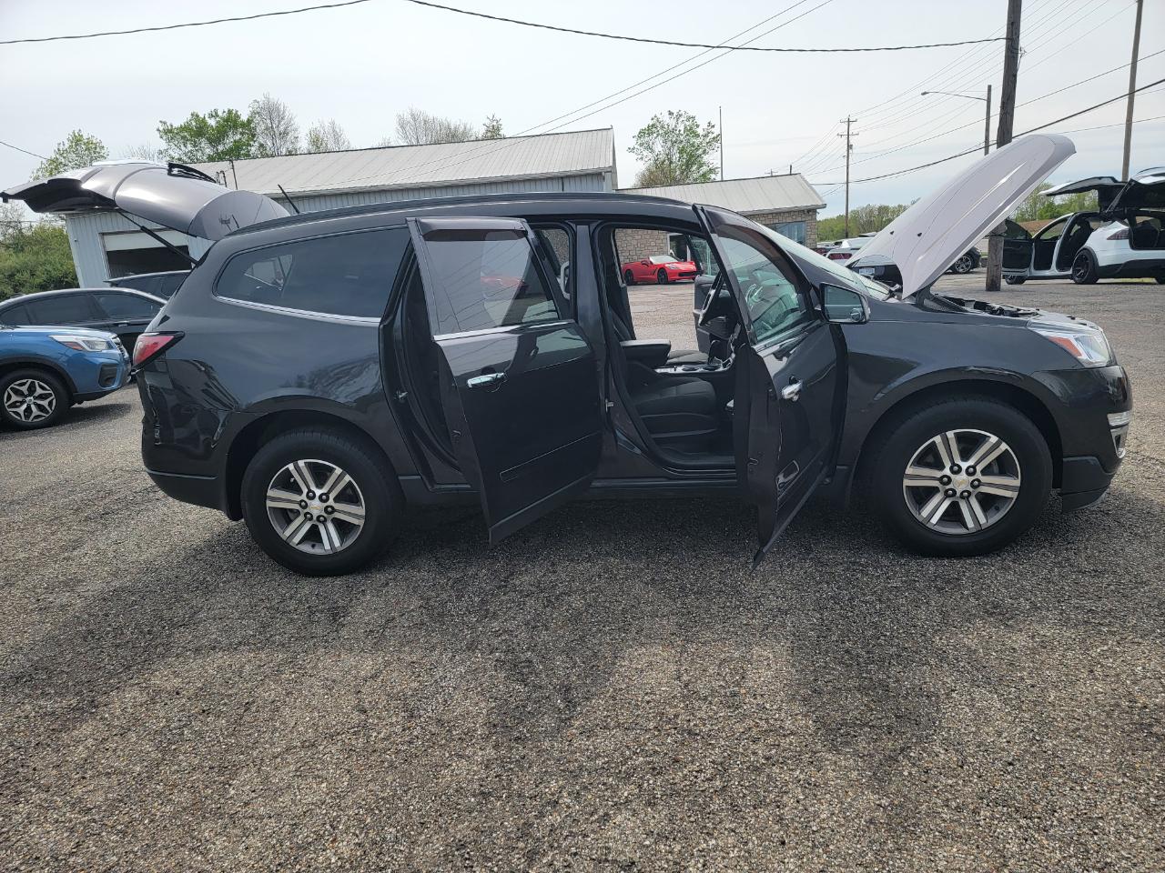 Chevrolet Traverse AWD 4dr LT w/2LT 2017