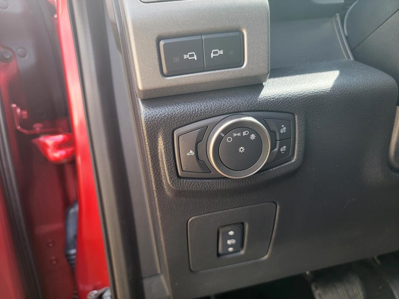 Ford F-150 Raptor 4WD SuperCrew 5.5' Box 2017