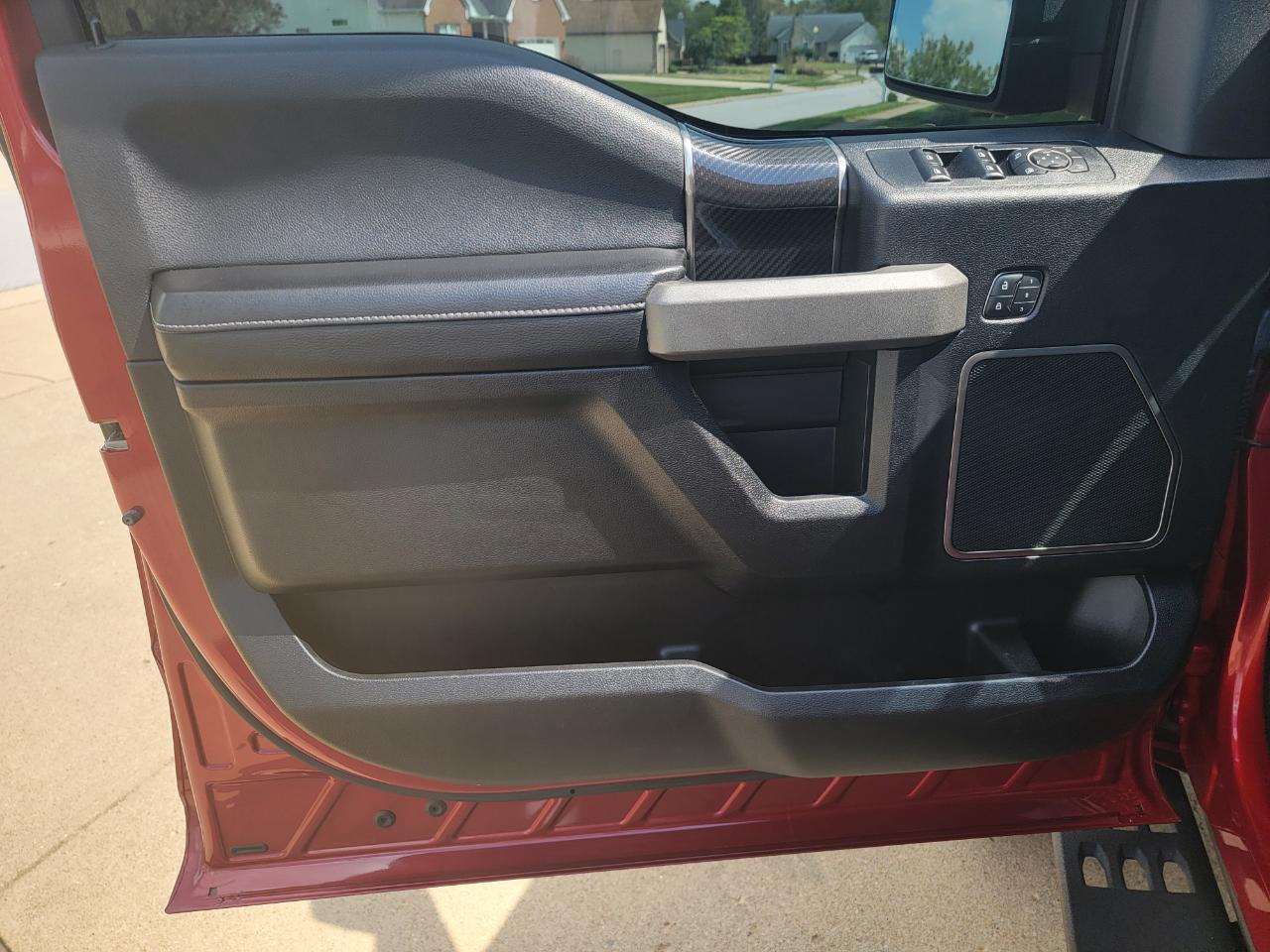 Ford F-150 Raptor 4WD SuperCrew 5.5' Box 2017