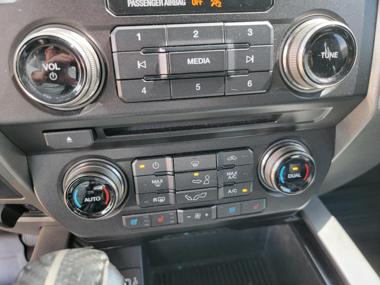 Ford F-150 Raptor 4WD SuperCrew 5.5' Box 2017