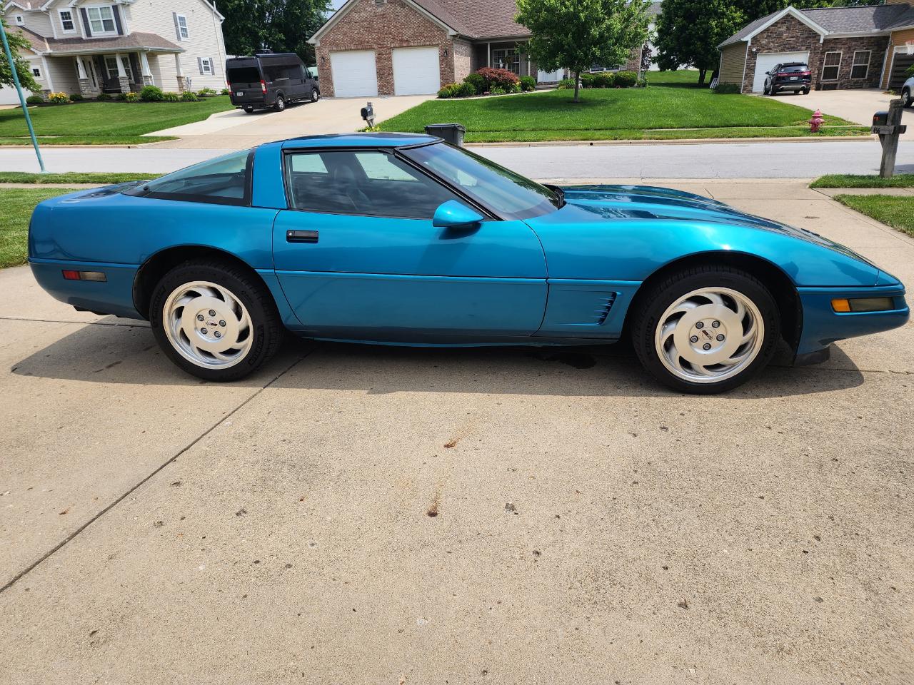 Chevrolet Corvette 2dr Coupe 1995