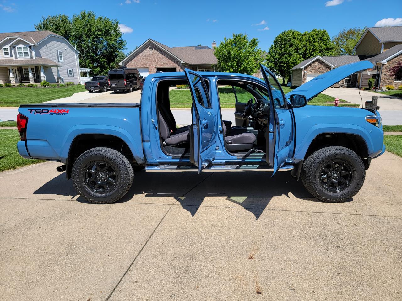 Toyota Tacoma 4WD TRD Sport Double Cab 5' Bed V6 AT (Natl) 2019