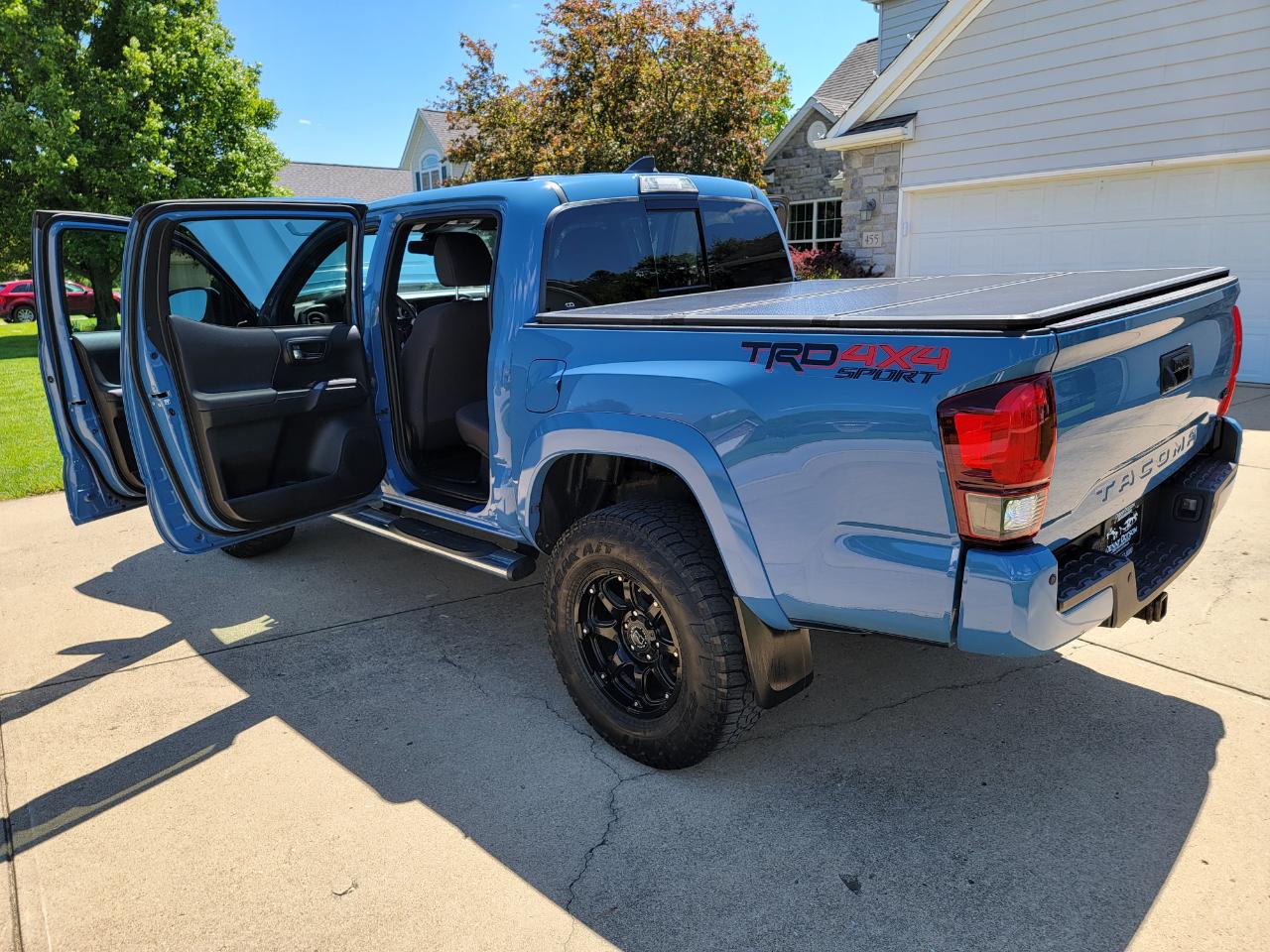 Toyota Tacoma 4WD TRD Sport Double Cab 5' Bed V6 AT (Natl) 2019