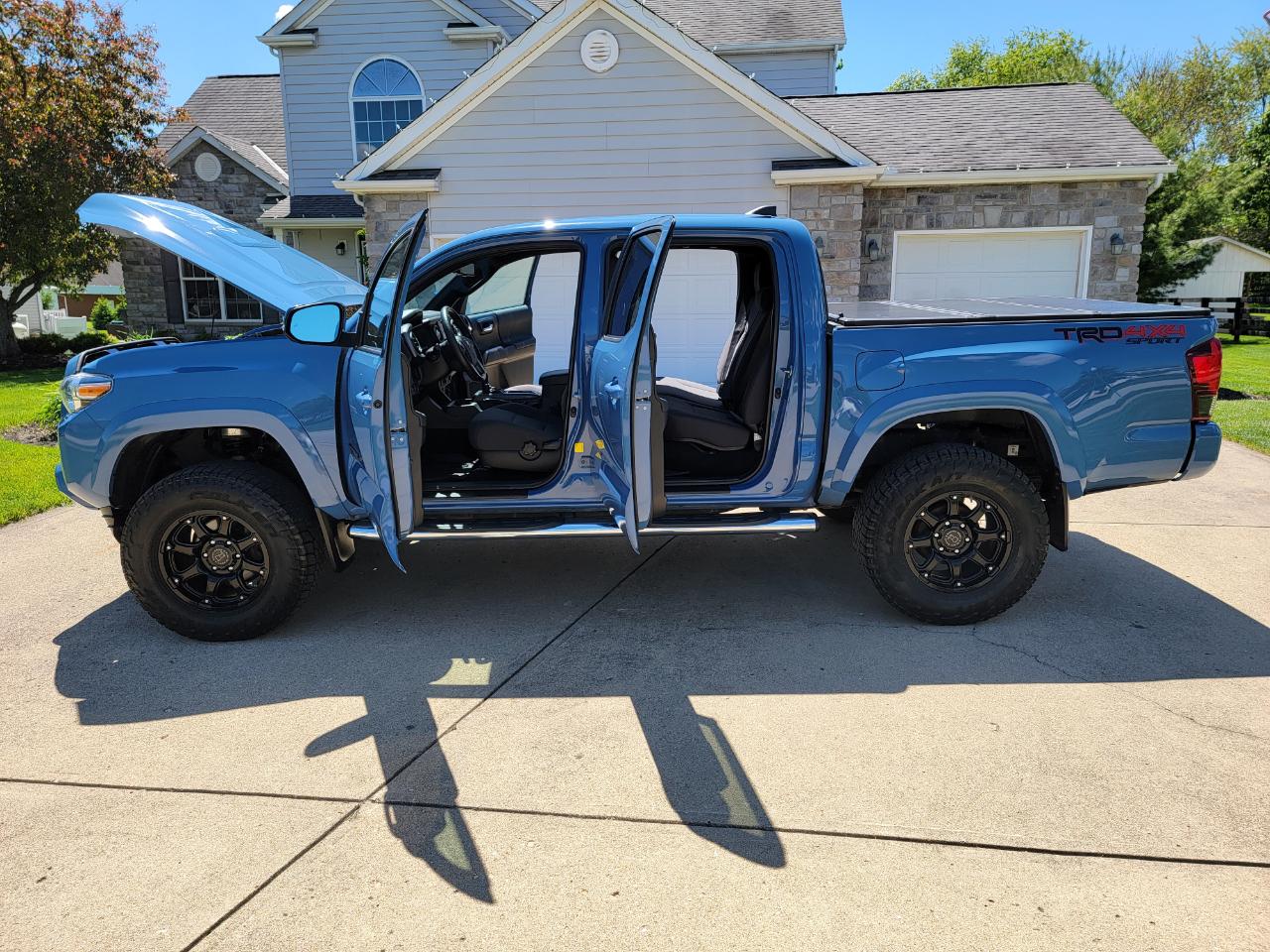 Toyota Tacoma 4WD TRD Sport Double Cab 5' Bed V6 AT (Natl) 2019