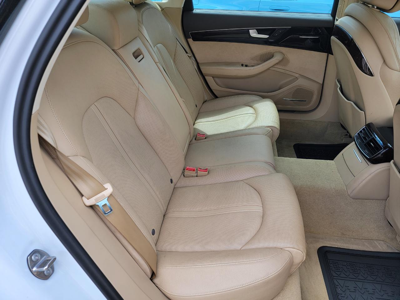 Audi A8 L 4dr Sdn 2012