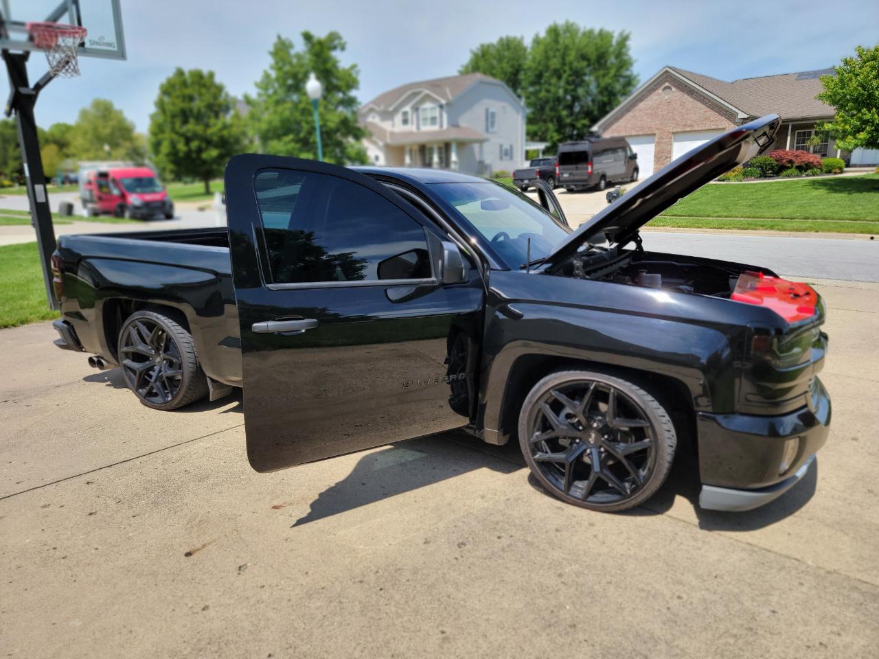 Chevrolet Silverado 1500 2WD Reg Cab 119.0" LS 2018
