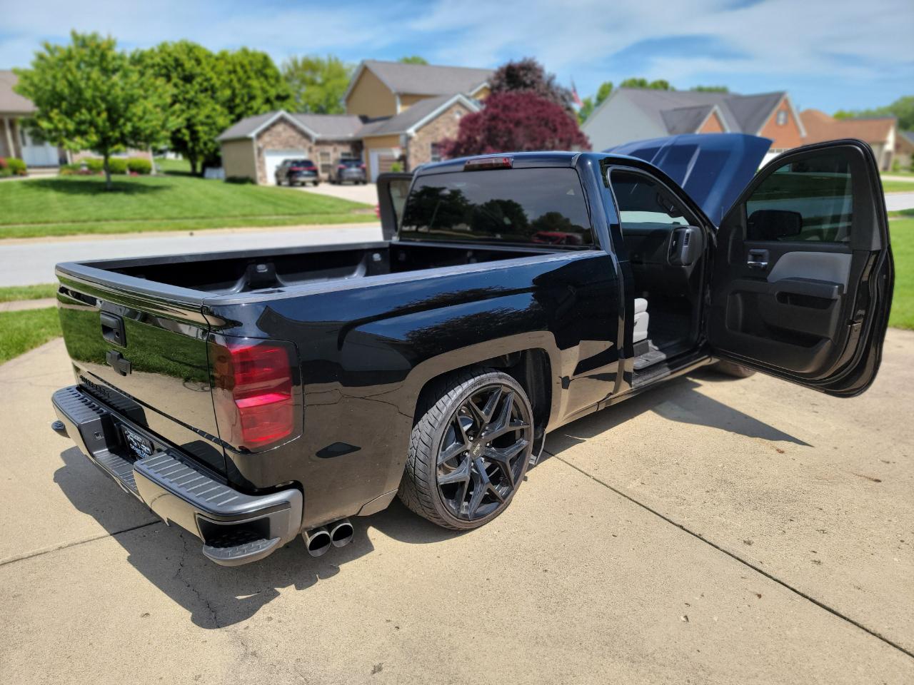 Chevrolet Silverado 1500 2WD Reg Cab 119.0" LS 2018