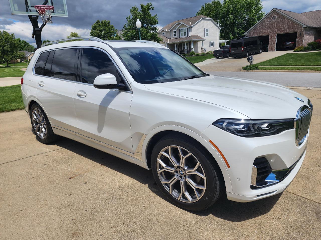 BMW X7 xDrive40i Sports Activity Vehicle 2019